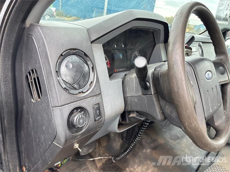Ford F-250 4x4 Pickup Ostalo