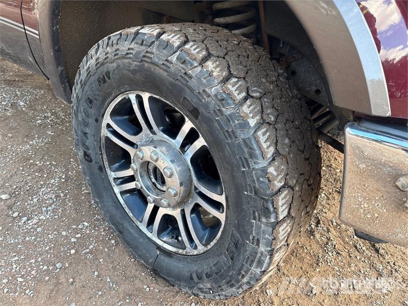 Ford F-250 Lariat 4x4 Pickup Інше