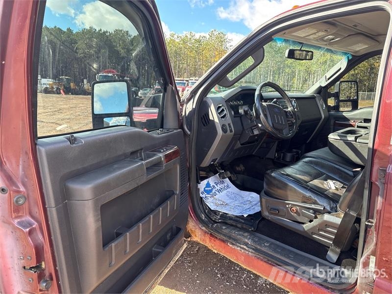Ford F-250 Lariat 4x4 Pickup Інше