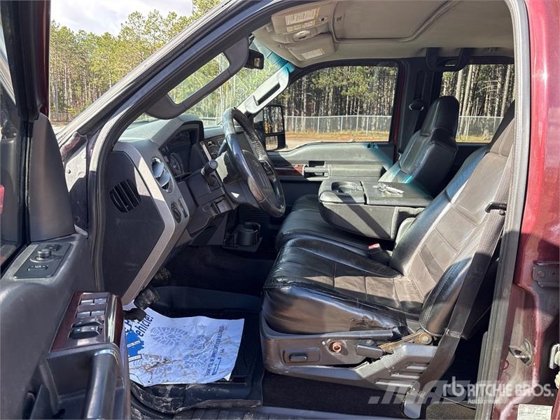 Ford F-250 Lariat 4x4 Pickup Інше