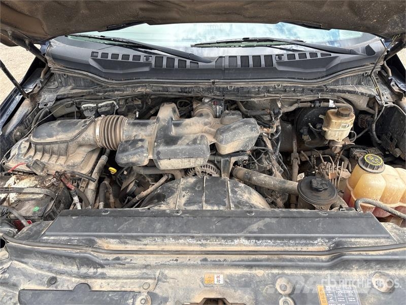 Ford F-250 XL 4x4 Extended Cab Pickup (Inoperable) Прочие фургоны