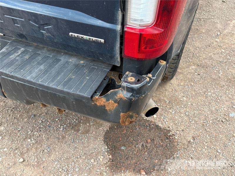 Ford F-250 XL 4x4 Extended Cab Pickup (Inoperable) Прочие фургоны