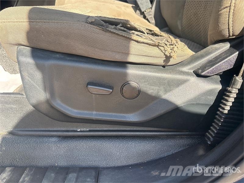 Ford F-250 XLT 4x4 Crew Cab Pickup Furgoni altro
