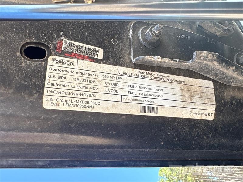 Ford F-250 XLT 4x4 Crew Cab Pickup Furgoni altro