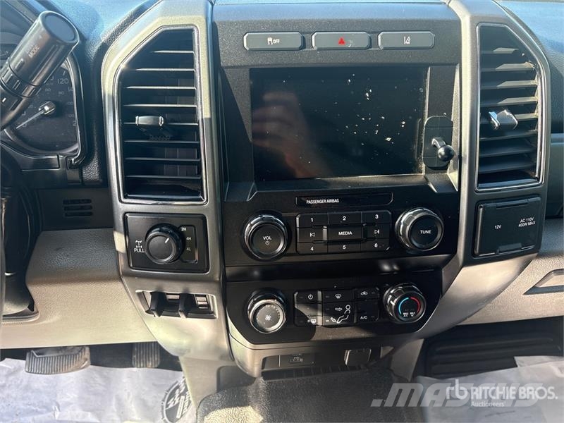 Ford F-250 XLT 4x4 Crew Cab Pickup Furgoni altro