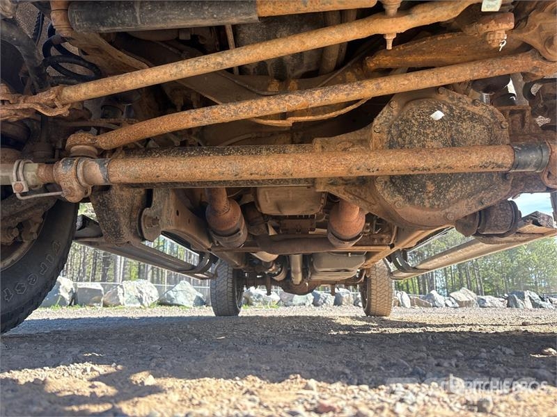 Ford F-250 XLT 4x4 Crew Cab Pickup Furgoni altro
