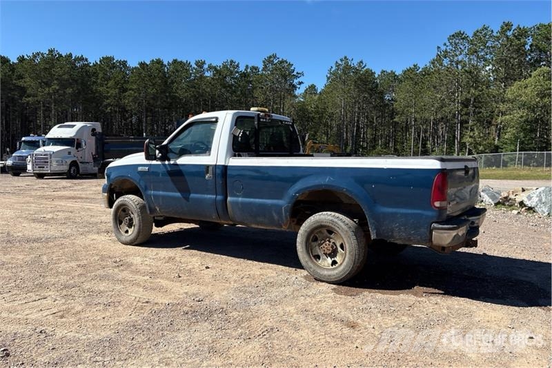 Ford F-250 XLT 4x4 Pickup Citi