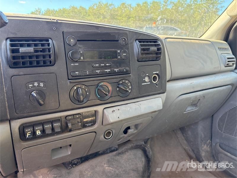 Ford F-250 XLT 4x4 Pickup Citi
