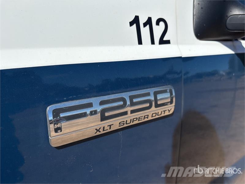 Ford F-250 XLT 4x4 Pickup Citi