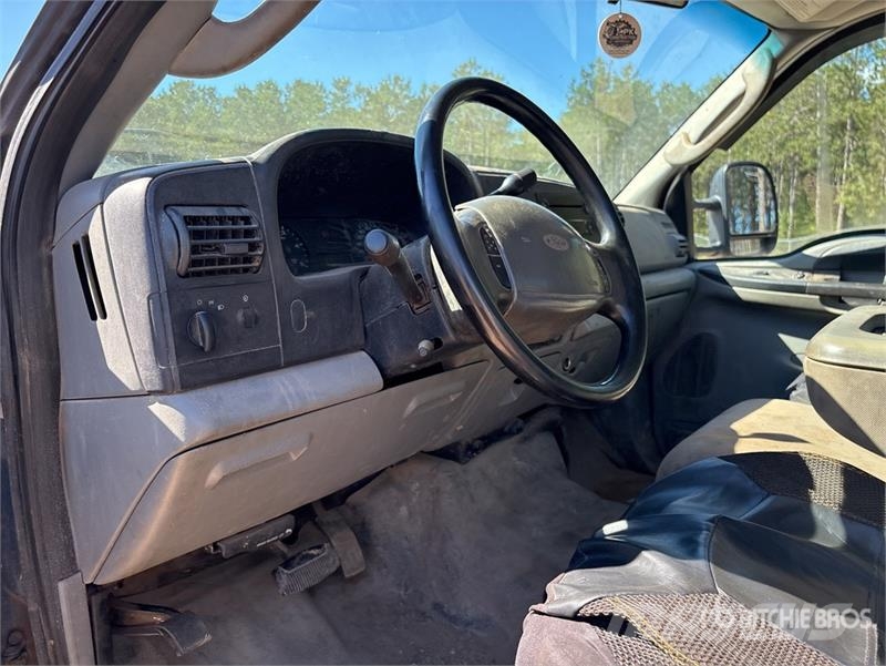 Ford F-250 XLT 4x4 Pickup Citi