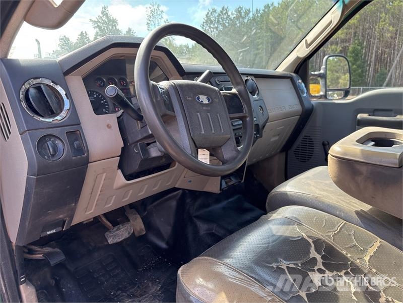 Ford F-350 Ostalo