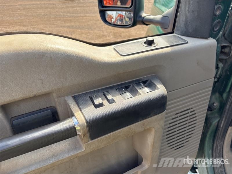 Ford F-350 Ostalo