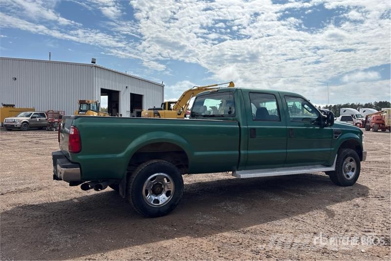 Ford F-350 Muu
