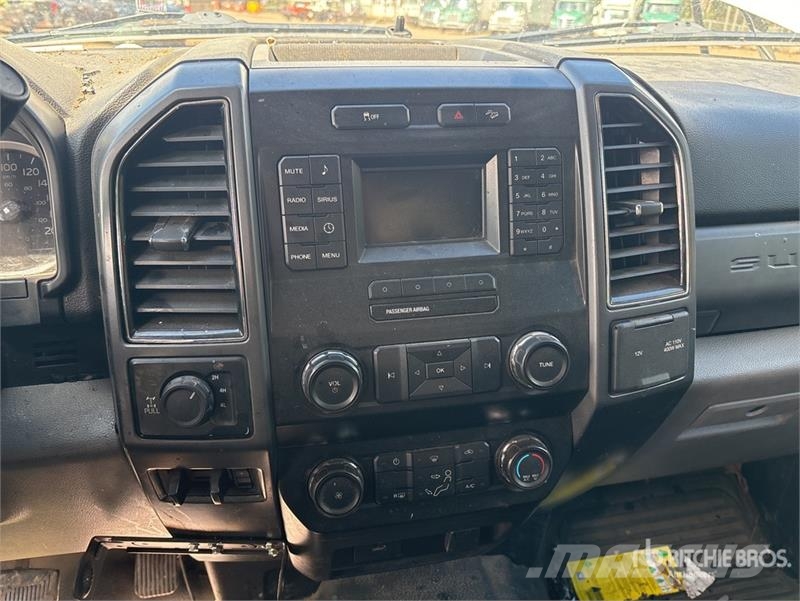 Ford F-350 XLT 4x4 Crew Cab Pickup Άλλα Vans