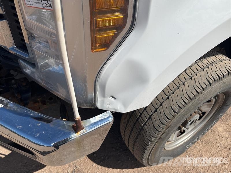 Ford F-350 XLT 4x4 Crew Cab Pickup Άλλα Vans