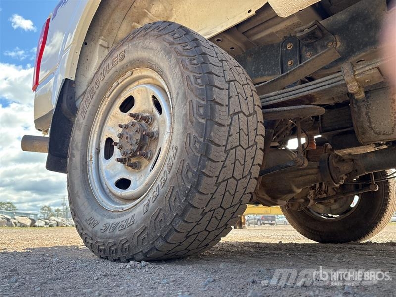 Ford F-350 XLT 4x4 Crew Cab Pickup Άλλα Vans