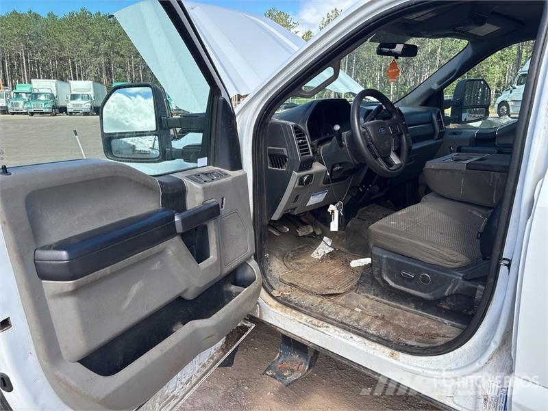 Ford F-350 XLT 4x4 Crew Cab Pickup Άλλα Vans