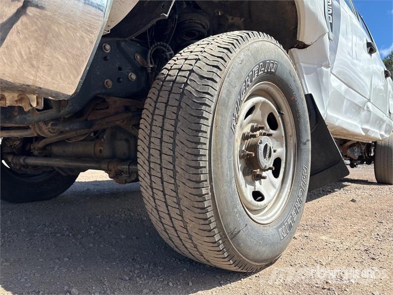 Ford F-350 XLT 4x4 Crew Cab Pickup Άλλα Vans