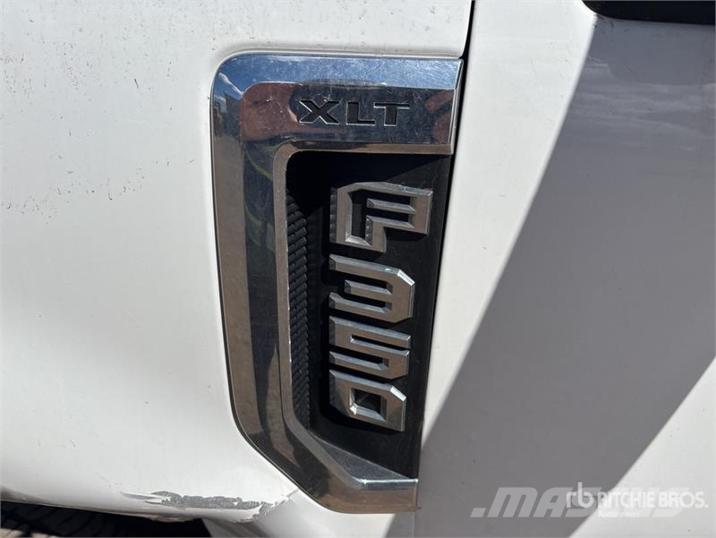 Ford F-350 XLT 4x4 Crew Cab Pickup Άλλα Vans