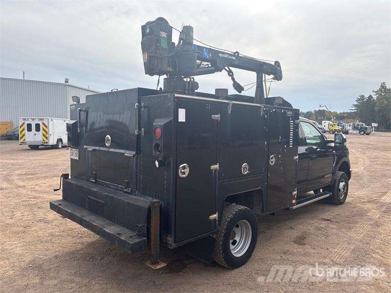 Ford F-350 XLT 4x4 Extended Cab Service Truck Komunalna vozila