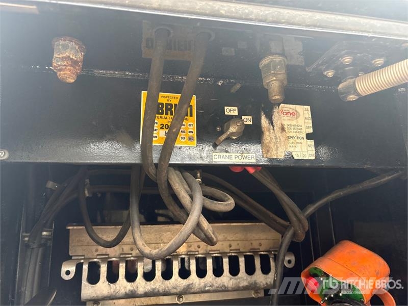 Ford F-350 XLT 4x4 Extended Cab Service Truck Komunalna vozila