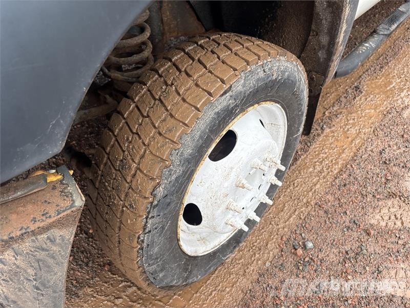 Ford F-450 Utilitaire benne
