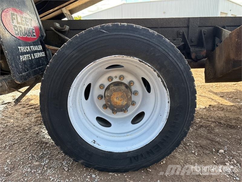 Ford F-450 شاحنات قلابة