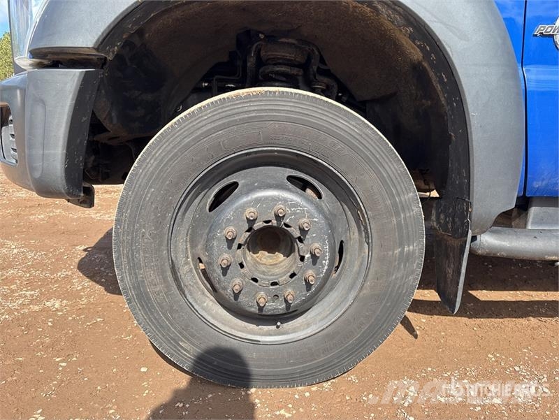Ford F-450 شاحنات قلابة