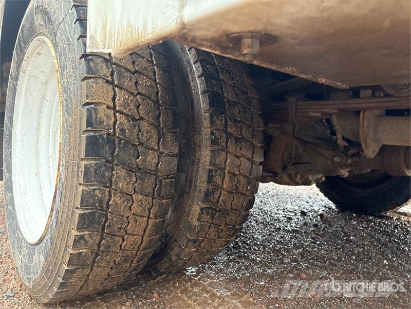 Ford F-450 Utilitaire benne