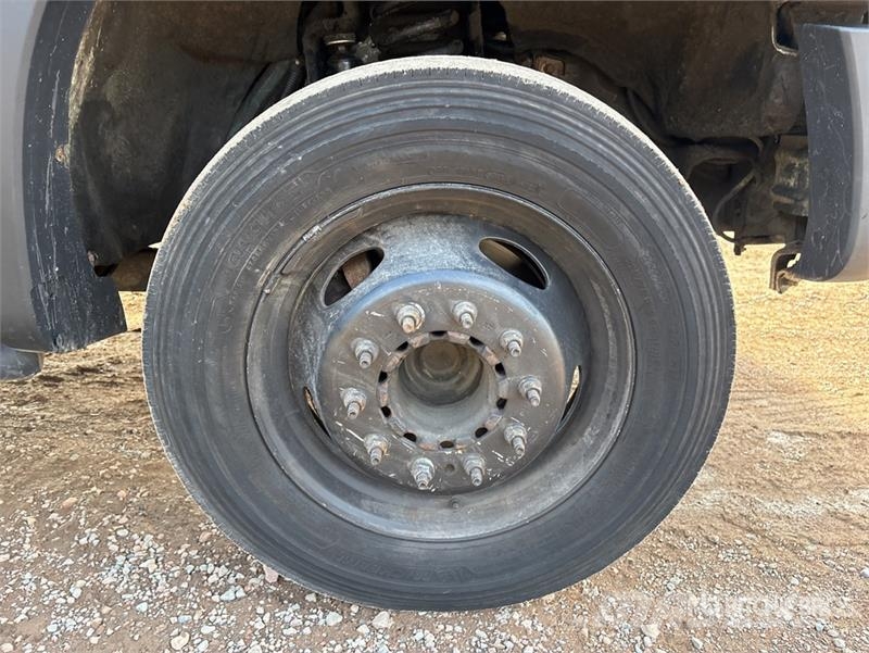 Ford F-450 شاحنات قلابة