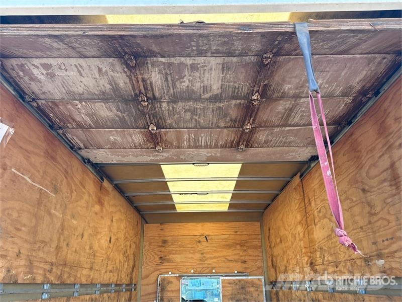 Ford F-450 Van Truck (Inoperable) Fast kasse