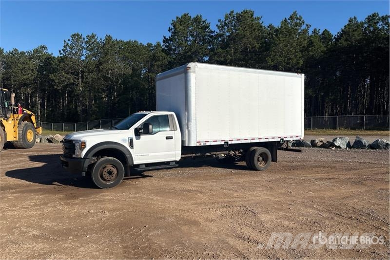 Ford F-450 XL 4x2 Van Truck Sanduk kamioni