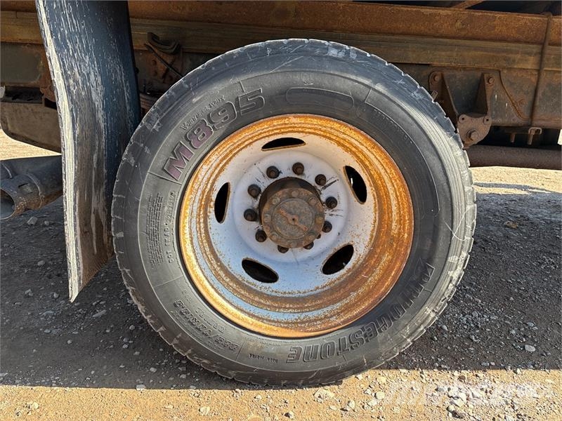 Ford F-450 XL 4x2 Van Truck Sanduk kamioni