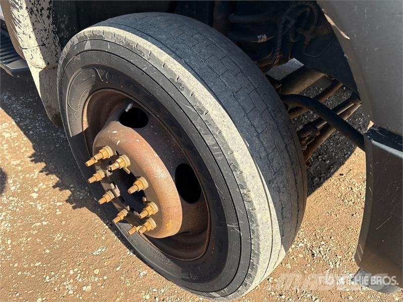 Ford F-450 XL Van Truck Camion cassonati