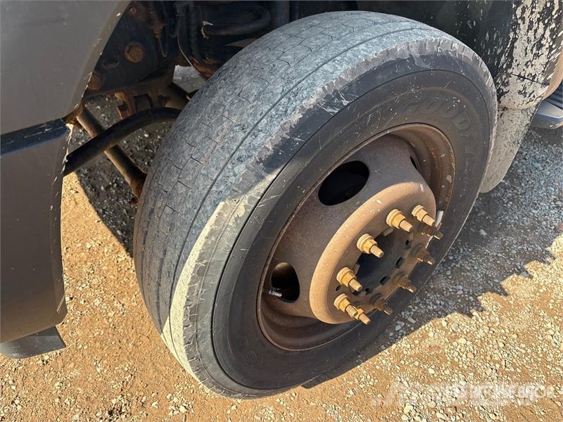 Ford F-450 XL Van Truck Camion cassonati