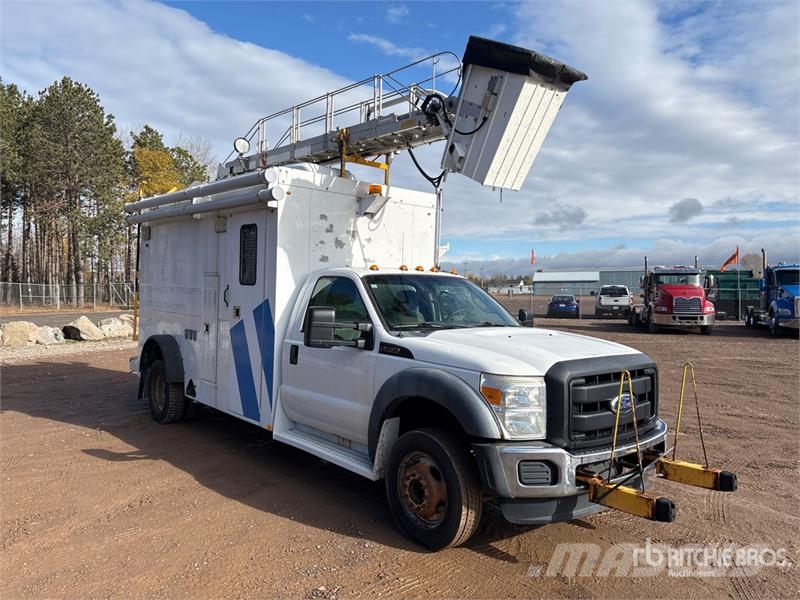 Ford F-550 Plataformas sobre camión