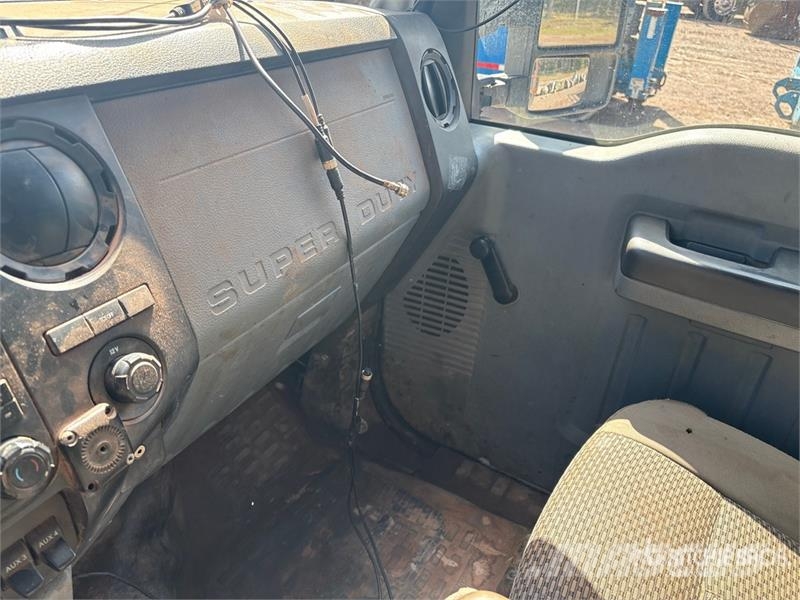 Ford F-550 Kipper