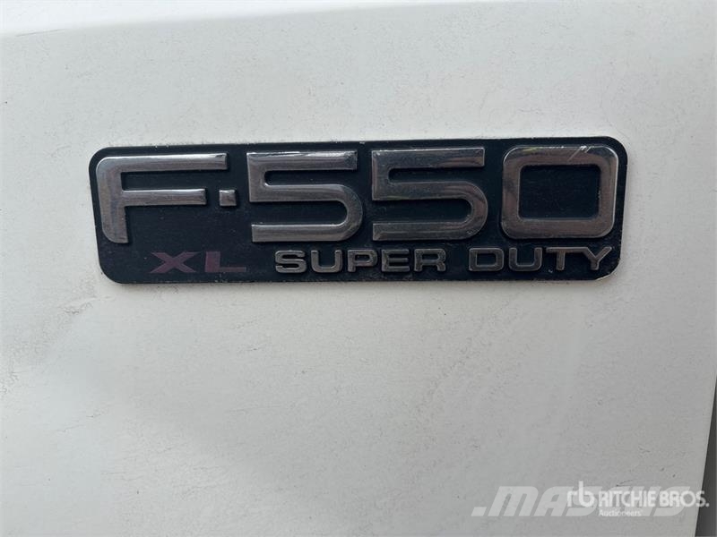Ford F-550 مركبات الأغراض العامة