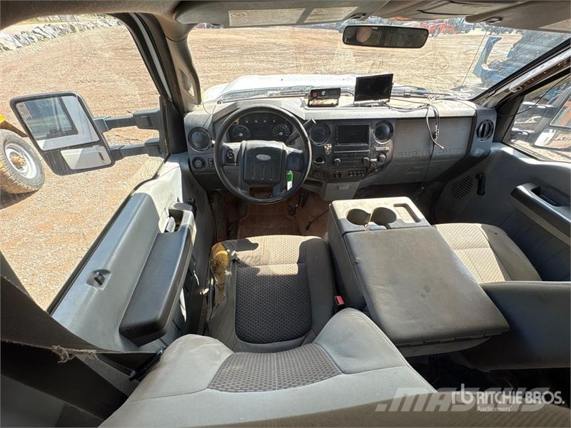 Ford F-550 Kipper