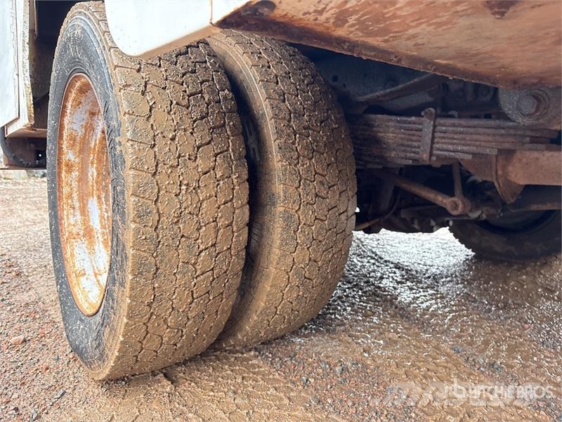 Ford F-550 4x4 Extended Cab Service Truck Kommunalt / generelt kjøretøy