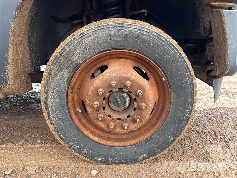 Ford F-550 4x4 Extended Cab Service Truck Kommunalt / generelt kjøretøy