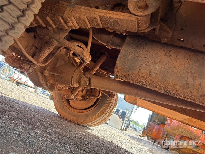 Ford F-550 4x4 Service Truck (Inoperable) 市政车