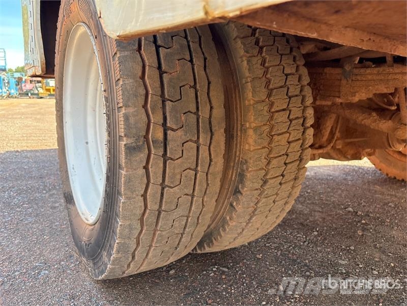 Ford F-550 4x4 Service Truck (Inoperable) 市政车