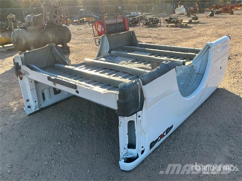 Ford F-550 Pickup Truck Bed 운송 장비 - 기타