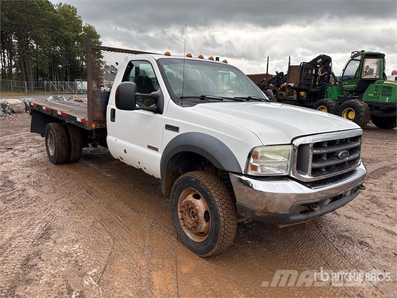 Ford F-550 XL Lastbil med lad/Flatbed