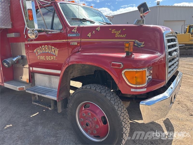 Ford F-700 4x4 Fire Truck Fire trucks