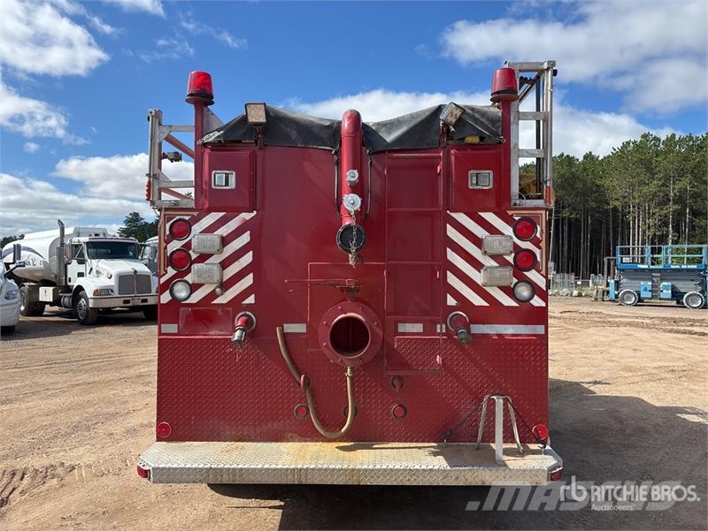 Ford F-700 4x4 Fire Truck Fire trucks