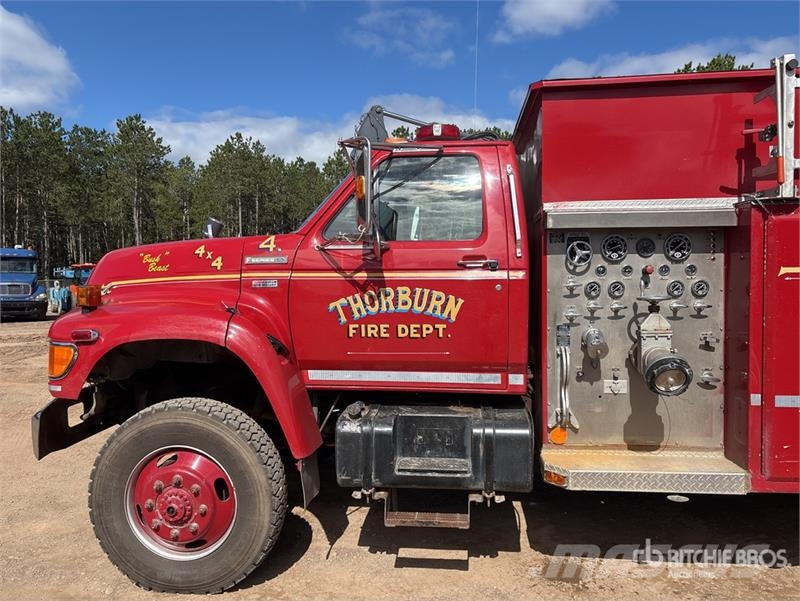 Ford F-700 4x4 Fire Truck Fire trucks