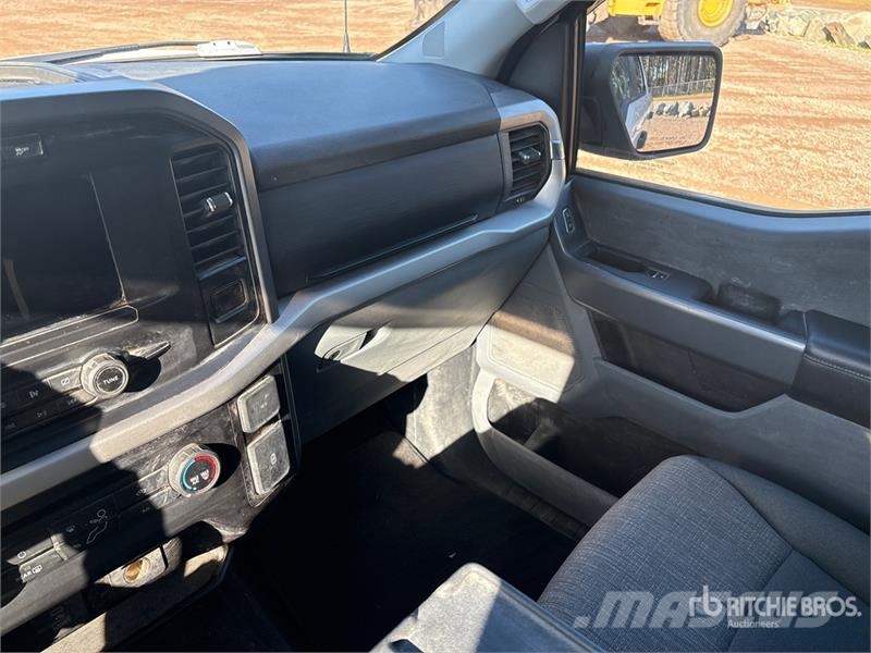 Ford F150 XLT 4x4 Crew Cab Pickup Прочие фургоны