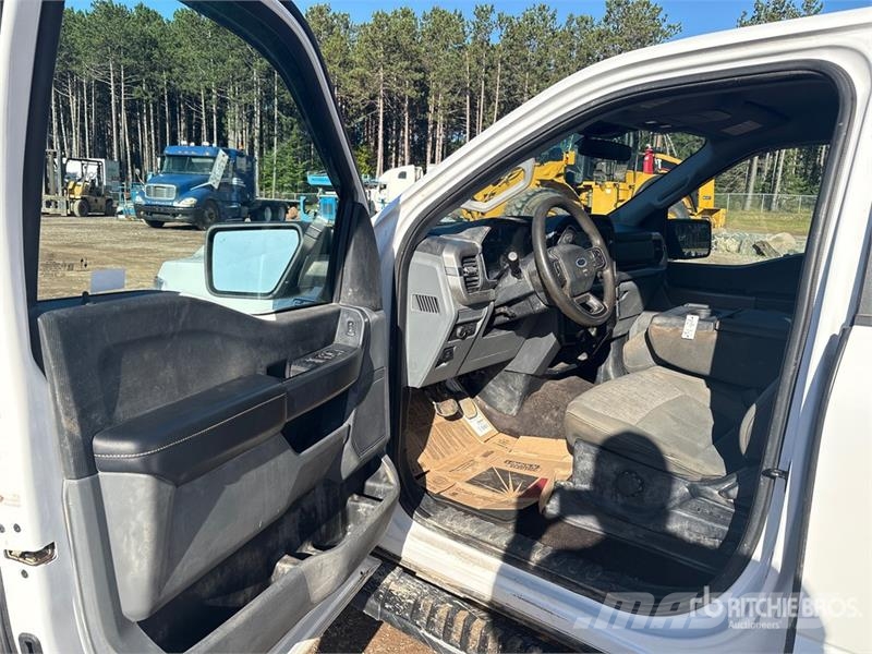 Ford F150 XLT 4x4 Crew Cab Pickup Прочие фургоны